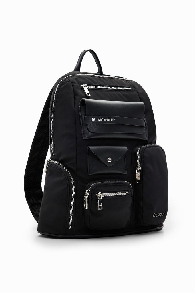 BACK_POCKETMAS CHESTER MANEGRO